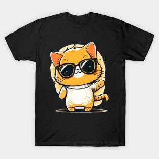 Cute ginger cat wearing sunglasses T-Shirt